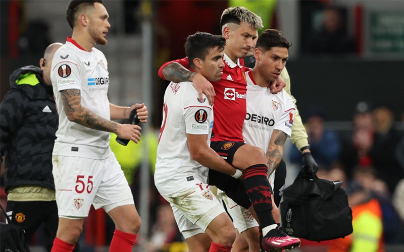 Lực lượng tan hoang, Man Utd gặp khó ở lượt về gặp Sevilla